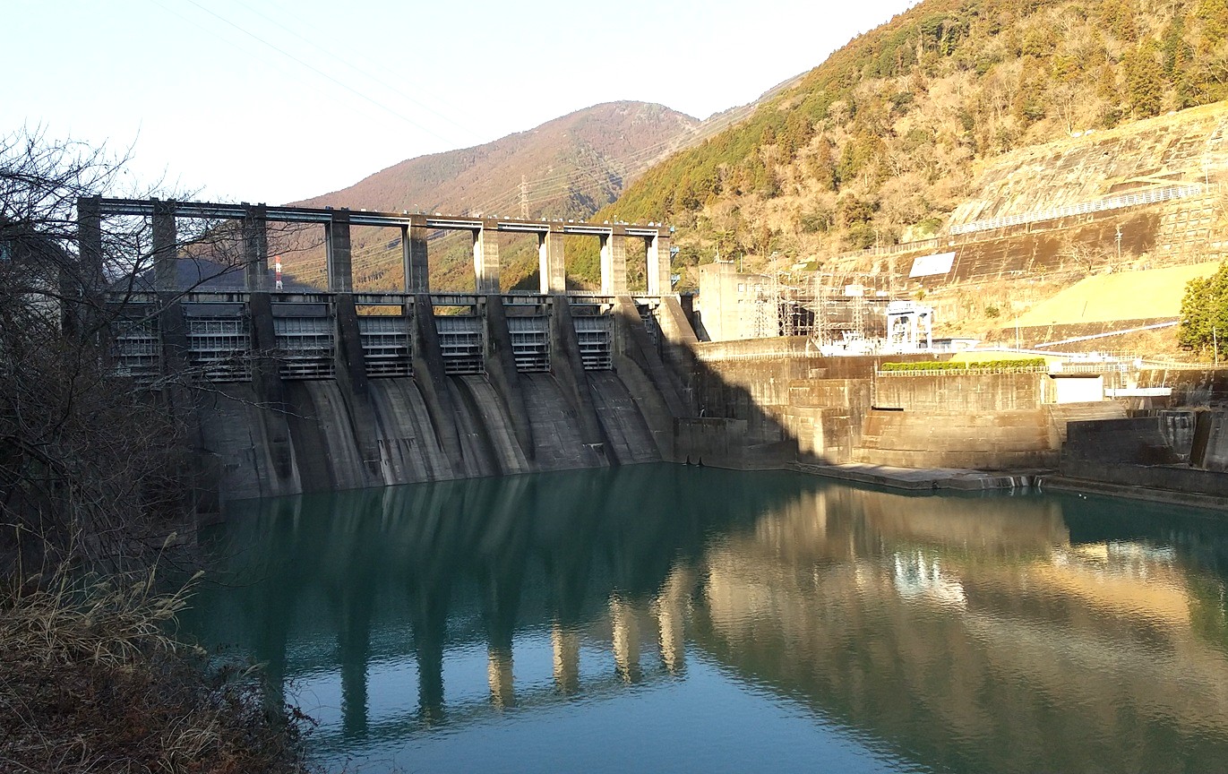 秋葉ダム
