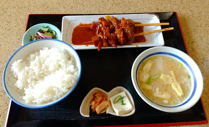 日光橋食堂の牛すじ定食