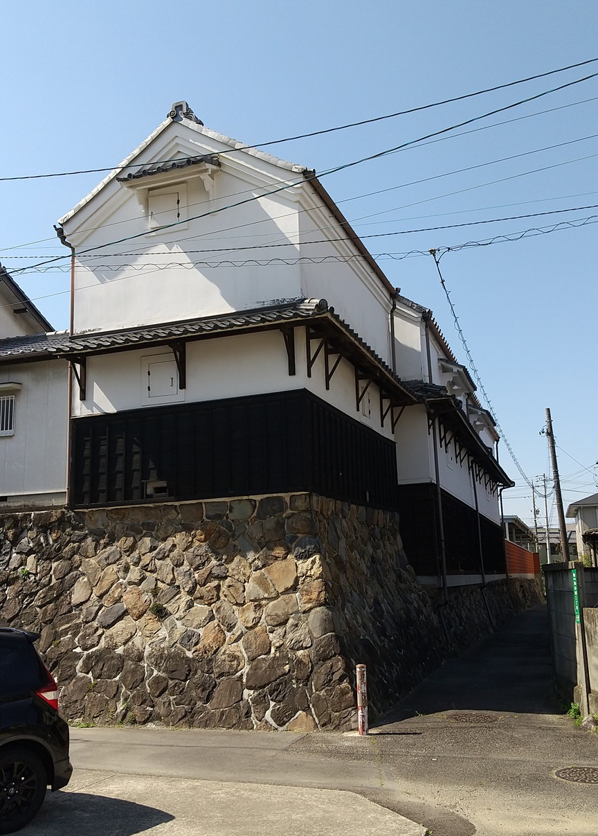 善光寺道の水屋